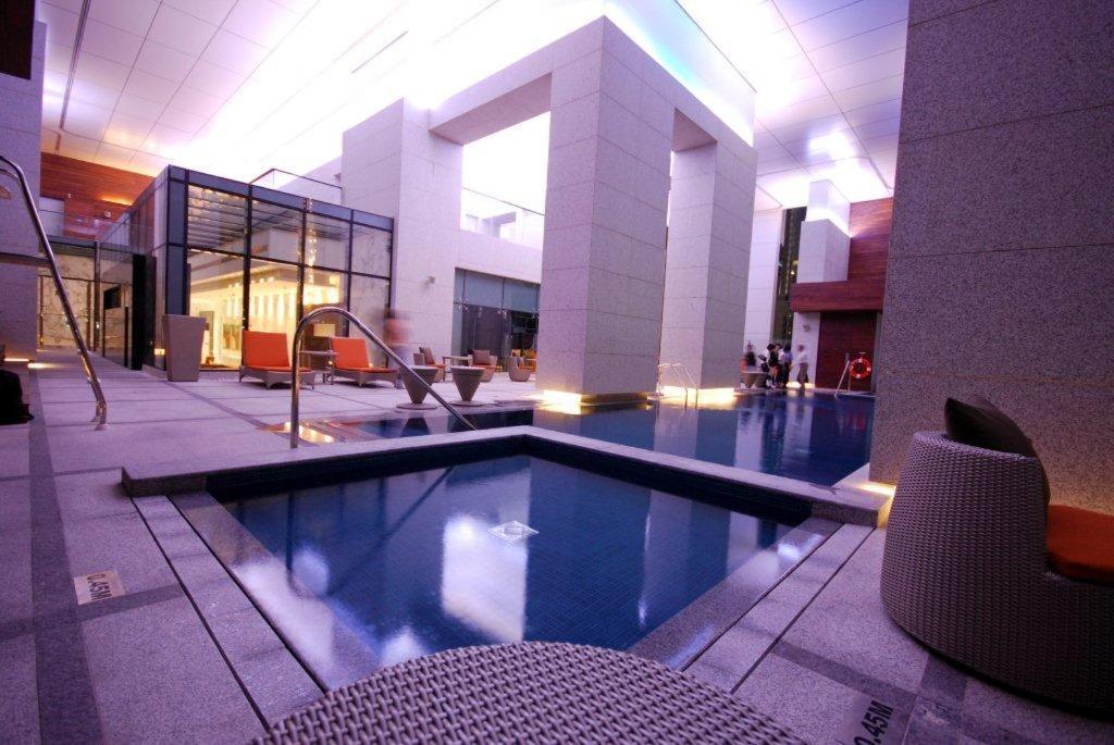 Royal Club By Rvhr, Bonnington Residential Tower - Jlt Appartement Dubai Buitenkant foto